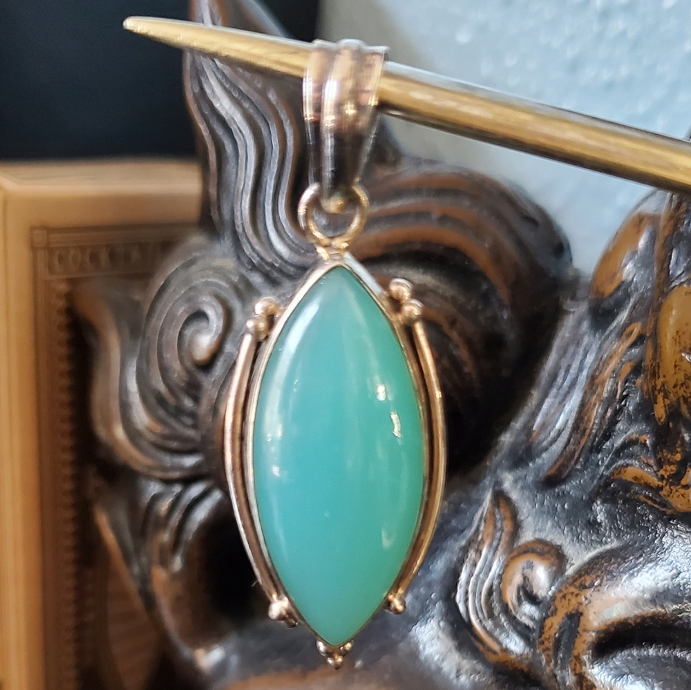 Sterling silver and aqua blue onyx marquise cabochon pendant new